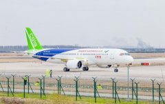 北京首都國(guó)際機(jī)場(chǎng)年旅客吞吐量突破1億人次