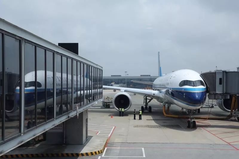 南航首架A350成功首航 首先投入廣州-上海航線運營
-法國空運