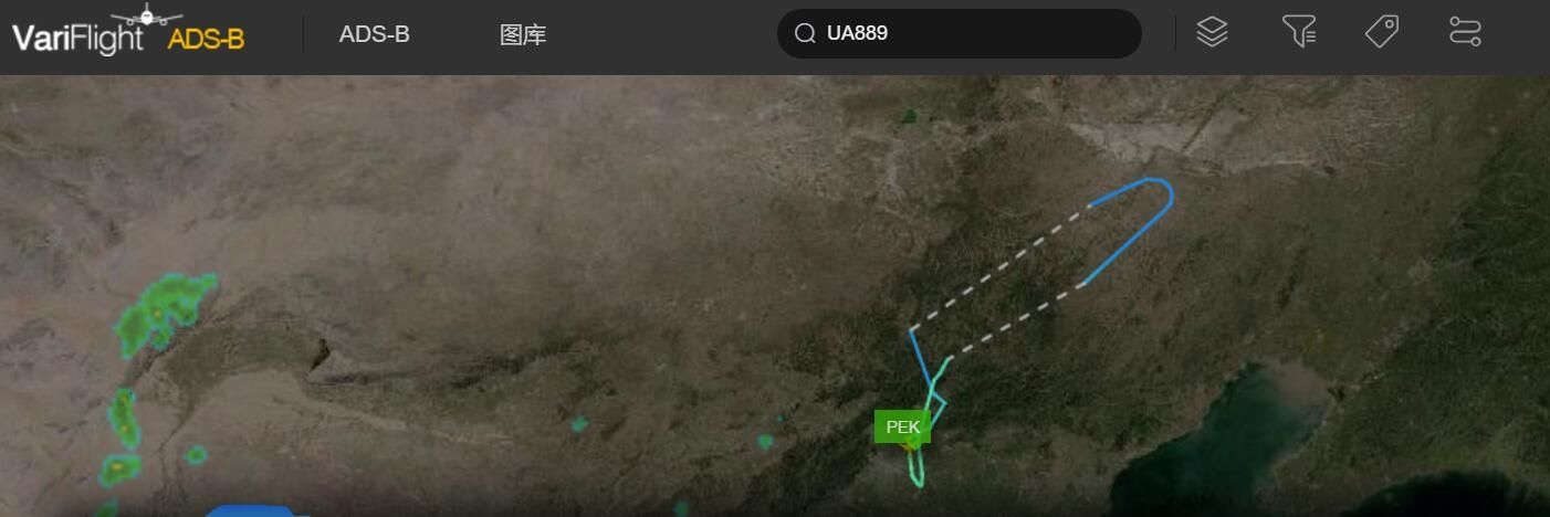 美聯(lián)航北京飛舊金山航班返航 乘客稱飛機玻璃出現(xiàn)裂縫