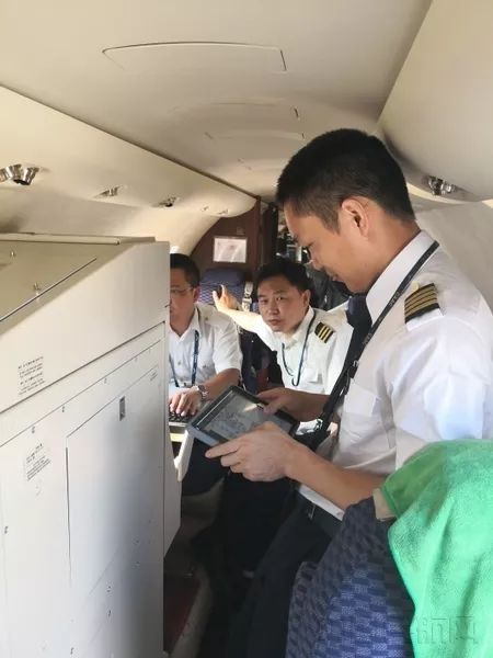 全球首次！大興機(jī)場第二階段飛行校驗：雙機(jī)同時升空-上海國際快遞
