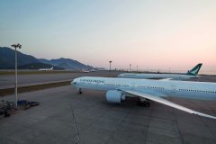 國泰：停飛暴動飛行員 解雇兩名不當行為員工-北美國際空運
