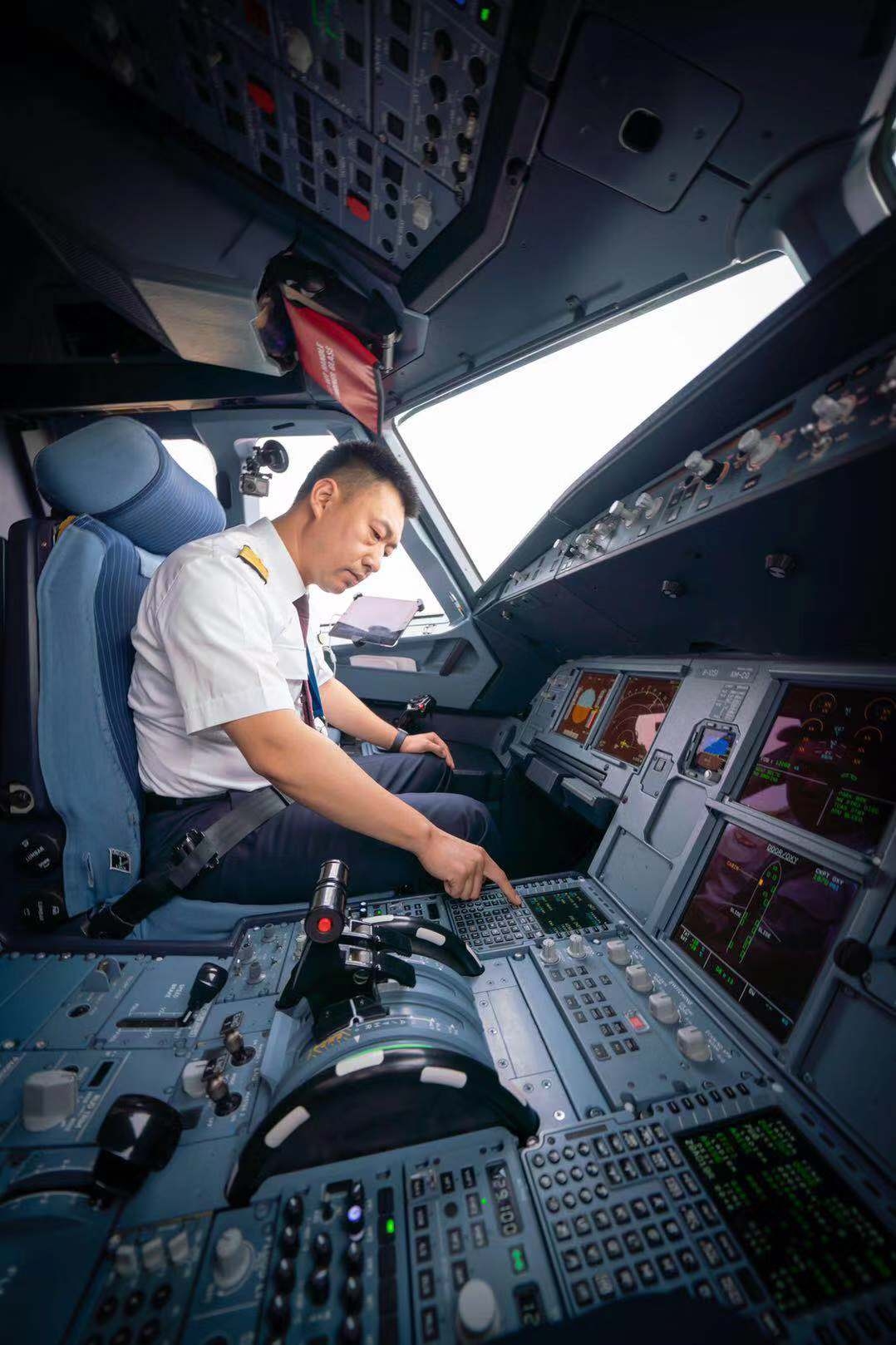 東航領(lǐng)銜大興機場第二階段驗證試飛-香港空運