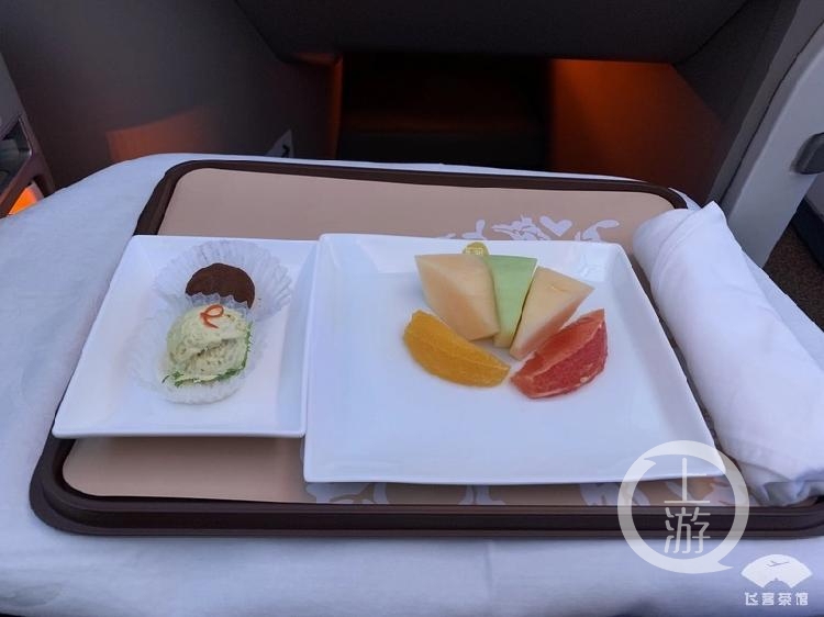乘客指多家航班飛機餐嚴重“縮水”，航司回應稱為確保安全-上海貨運公司