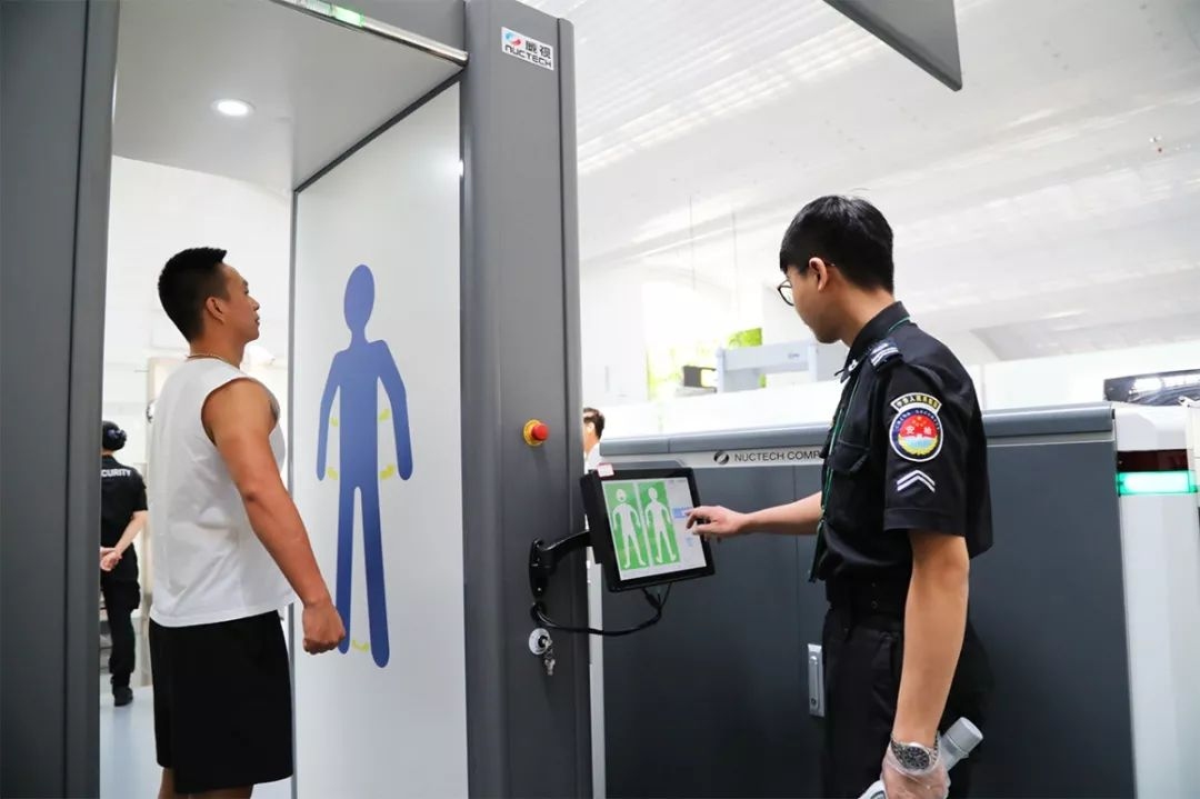 白云機場開啟“易安檢”模式 中國民航首批試點-深圳出口國際快遞