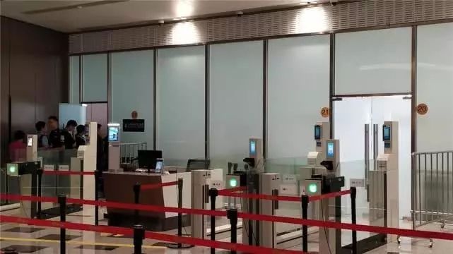 探秘北京大興國(guó)際機(jī)場(chǎng) 記者帶你體驗(yàn)“無感通關(guān)”-國(guó)際物流查詢