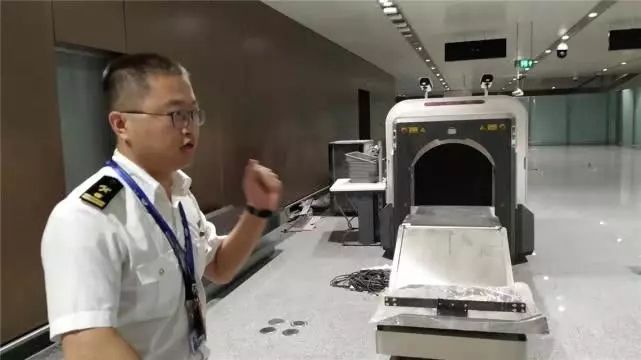 探秘北京大興國(guó)際機(jī)場(chǎng) 記者帶你體驗(yàn)“無感通關(guān)”-國(guó)際物流查詢