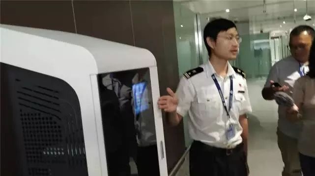 探秘北京大興國(guó)際機(jī)場(chǎng) 記者帶你體驗(yàn)“無感通關(guān)”-國(guó)際物流查詢