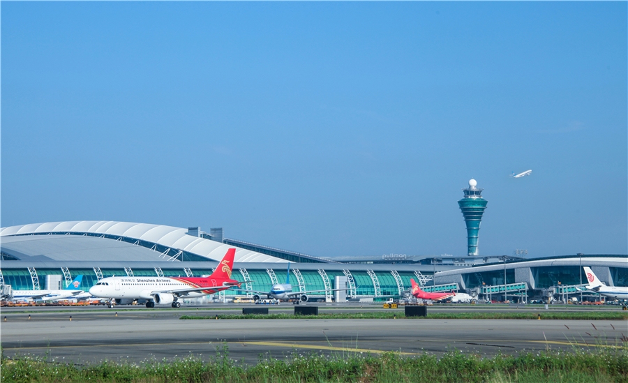 廣州白云機(jī)場(chǎng)助力區(qū)域經(jīng)濟(jì)騰飛