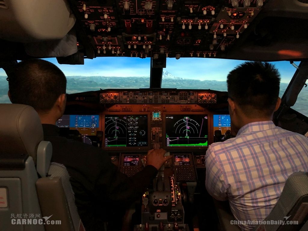 波音邀請中國飛行員通過模擬機(jī)體驗升級后的737MAX