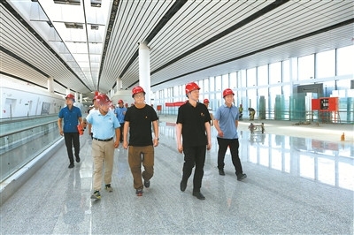 飛機(jī)起飛,干部不倒!北京紀(jì)檢監(jiān)察機(jī)關(guān)助廉大興國(guó)際機(jī)場(chǎng)