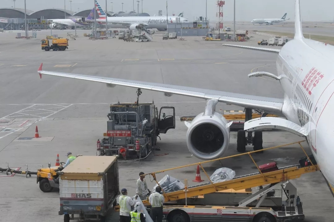 沙特阿拉伯的空運-依法加強香港國際機場安全保障