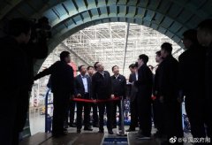 北美國(guó)際國(guó)際快遞-李克強(qiáng)考察南昌航空城 勉勵(lì)國(guó)產(chǎn)大飛機(jī)C919裝配廠員工