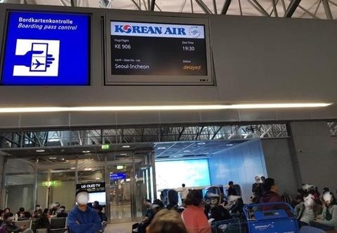 法蘭克福機(jī)場兩架飛機(jī)相撞 后續(xù)航班延誤21小時(shí)