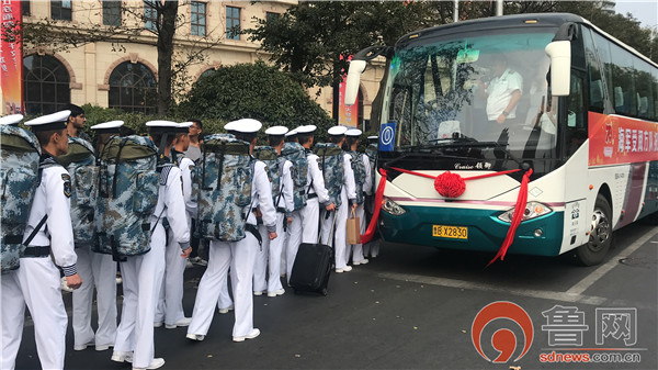 交運溫馨旅游公司圓滿完成海軍受閱方隊官兵接站運輸保障任務(wù)
