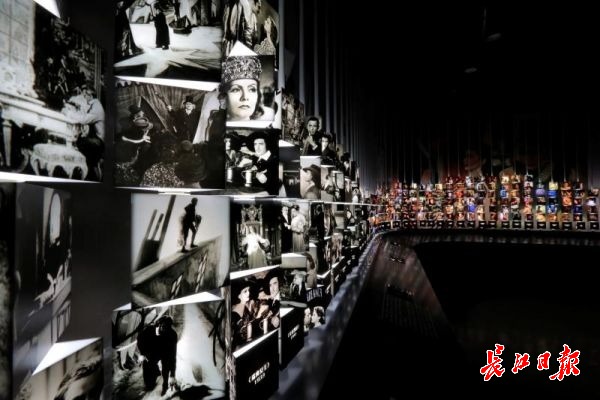青島西海岸的這幾張名片，能為武漢發(fā)展帶來哪些啟示？