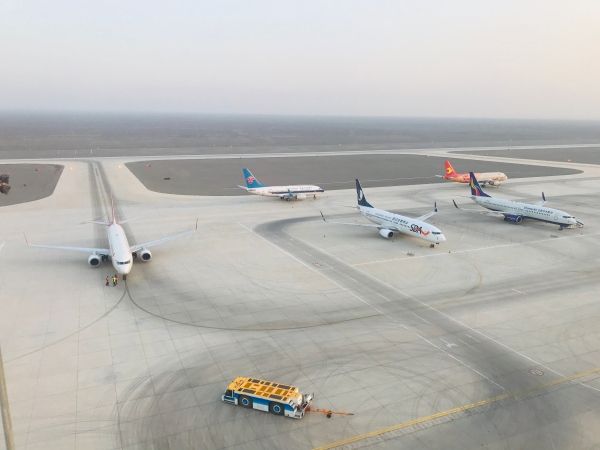 廈門海運(yùn)-吐魯番機(jī)場首次使用備降臨時(shí)機(jī)位創(chuàng)歷史新高
