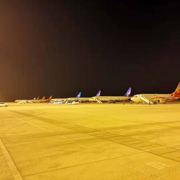 海運(yùn)報(bào)價(jià)-敦煌機(jī)場(chǎng)順利保障大面積航班備降