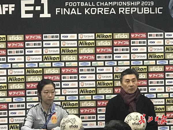 東亞杯首戰(zhàn)平韓國(guó)，中國(guó)女足進(jìn)攻依然沒辦法，還傷了王霜