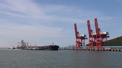 上海空運(yùn)-破億！中遠(yuǎn)海運(yùn)散運(yùn)沿海年度貨運(yùn)量三年來(lái)首次突破1億噸大關(guān)（附圖