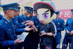 廈門海運(yùn)-空軍與地方物流企業(yè)簽訂戰(zhàn)略合作協(xié)議一年來，補(bǔ)齊了哪些短板？
