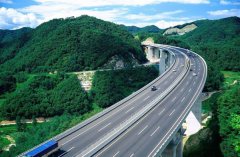 白俄羅斯-千方集團(tuán)中標(biāo)全國(guó)首個(gè)重點(diǎn)車輛大數(shù)據(jù)智能管控項(xiàng)目