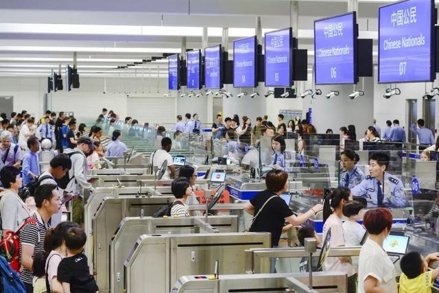 2019年，全國(guó)出入境人員達(dá)6.7億人次！