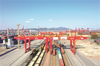 上海機(jī)場-多式聯(lián)運(yùn)：從深蹲助跑到起飛跳躍