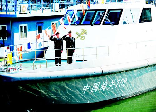 廣州貨運公司-黃島海關(guān)配備全省首艘監(jiān)管艇