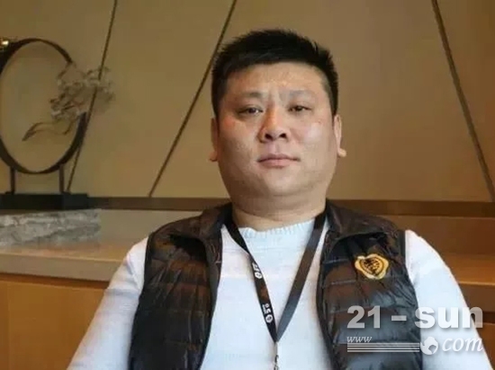 八年一百二十萬公里無大修！郝氏物流與“康機(jī)”的不解之緣