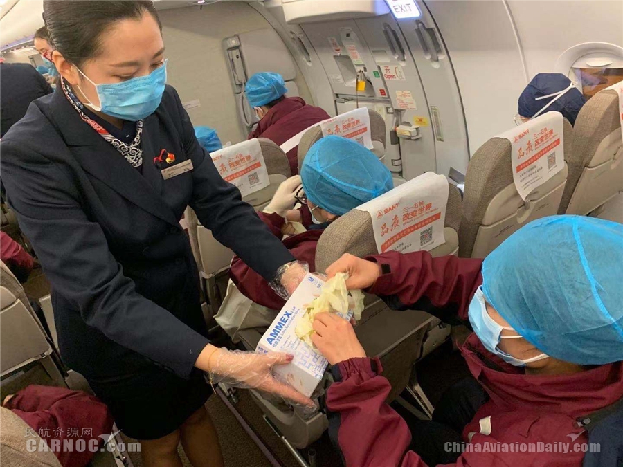 法國空運(yùn)-1天3架 東航包機(jī)運(yùn)送南京西安太原三地的357名醫(yī)護(hù)人員再援武漢
