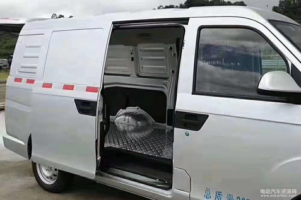 廣州出口國際快遞-東風(fēng)純電動物流車出租多少錢