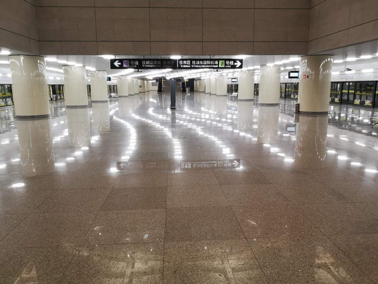 深圳出口空運(yùn)-視頻：上海虹橋機(jī)場(chǎng)迎來(lái)“北歐式”接機(jī)和“花式防護(hù)”