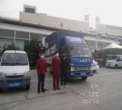 共同戰(zhàn)疫與愛同行 江淮輕卡為神州“逆行者”保駕護航