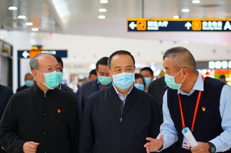 海南省副省長(zhǎng)赴美蘭機(jī)場(chǎng)、 海南航空調(diào)研抗擊疫情、復(fù)工復(fù)產(chǎn)情況