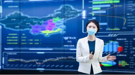 華夏出行首席品牌運(yùn)營(yíng)官王靜女士講解華夏出行通過(guò)“智慧大腦”滿足用戶出行需求