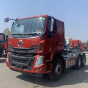 
物流網(wǎng)2.8m平頂駕駛室，自重輕至7.6T的乘龍H5平頂牽引車了解下？