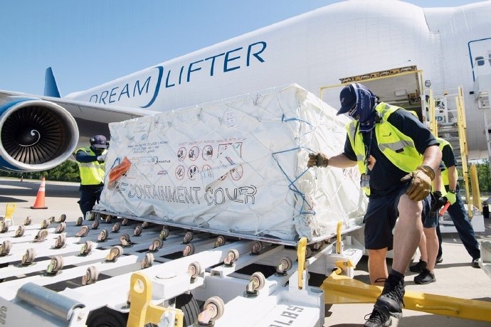 三架747“載夢者”飛機(jī)向南卡州的醫(yī)護(hù)職員運送了個人防護(hù)設(shè)備
-國際快遞查詢