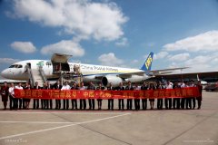 為中國郵政自主航空網(wǎng)擴(kuò)容國際版圖和開通東南亞至歐美的航線作好準(zhǔn)備
-雙清