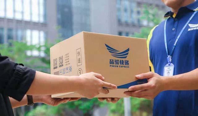 中國又一快遞涼了，曾坐擁4000多個網(wǎng)點(diǎn)，今31000名員工順豐接盤
