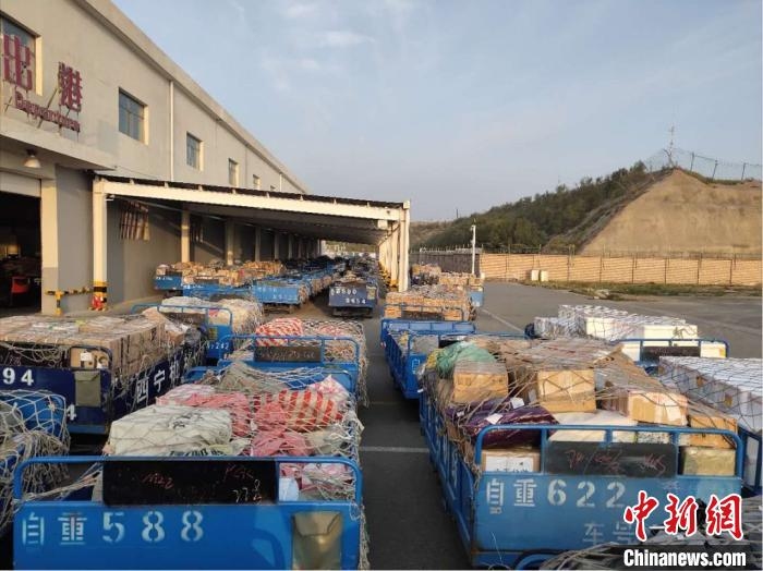 青藏高原最大國際機場單日進港貨郵突破100噸