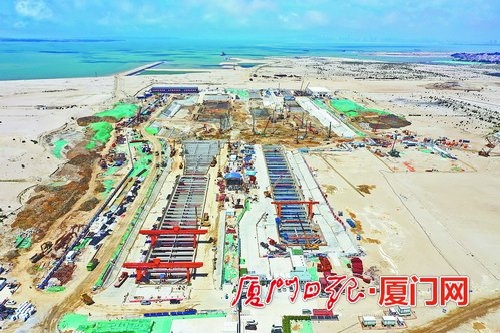 從蹣跚起步到跨步五洲 廈門特區(qū)航空產(chǎn)業(yè)建設(shè)者書寫“特區(qū)速度”