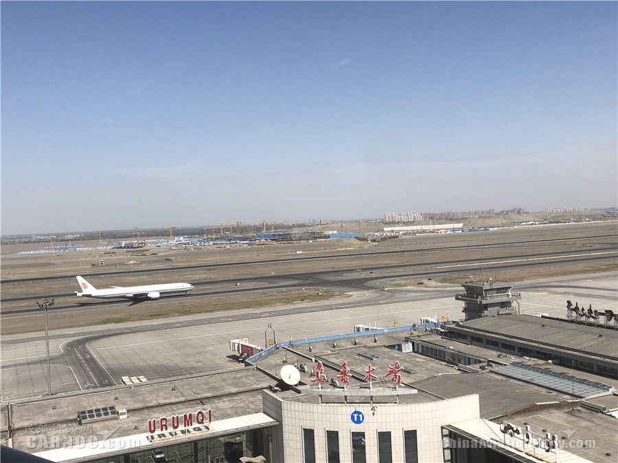 烏魯木齊國(guó)際機(jī)場(chǎng)具備III類(lèi)盲降運(yùn)行能力