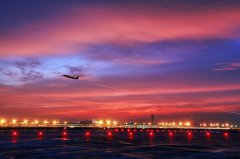 2020年白云機(jī)場共計運(yùn)輸旅客達(dá)4378萬人次
-中歐鐵路中東