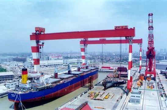 兩大郵輪建造企業(yè)意大利分坎蒂尼（Fincantieri）和法國大西洋造船廠（Chantiers de lAtlantique）醞釀兩年的合并計劃也在艱難地推進
-中歐鐵路