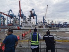 印尼對(duì)SJ182航班客機(jī)墜毀事故展開(kāi)調(diào)查
-美國(guó)海派