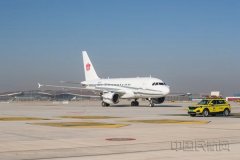 屆時(shí)將對外提供優(yōu)質(zhì)的樓宇、機(jī)庫、停機(jī)位、維修等公務(wù)機(jī)服務(wù)保障資源




