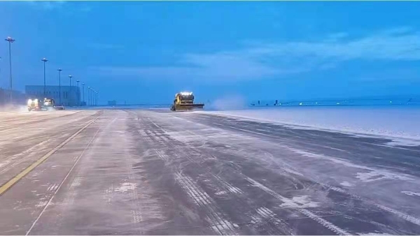 齊心協(xié)力除冰雪 石河子機(jī)場(chǎng)全力保障春節(jié)期間航班正常
-國(guó)際空運(yùn)