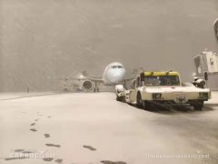 迎今年首次春雪 鄭州機(jī)場持續(xù)平穩(wěn)運(yùn)行
-深圳空派