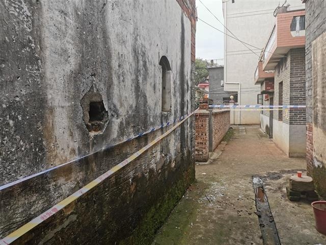 可實現(xiàn)空地實時指揮和探測數(shù)據(jù)實時傳輸
-深圳雙清包稅