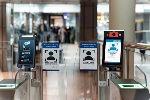  Austrian and SWISS are now also offering Star Alliance facial recognition at Hamburg Airport
-歐洲空運